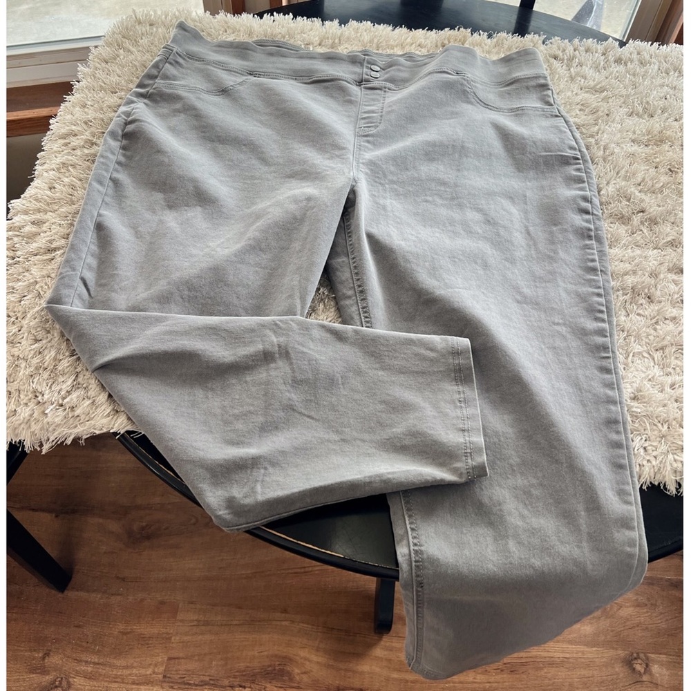 Terra & Sky Grey Pull On Skinny Jeans Size 24W 26W